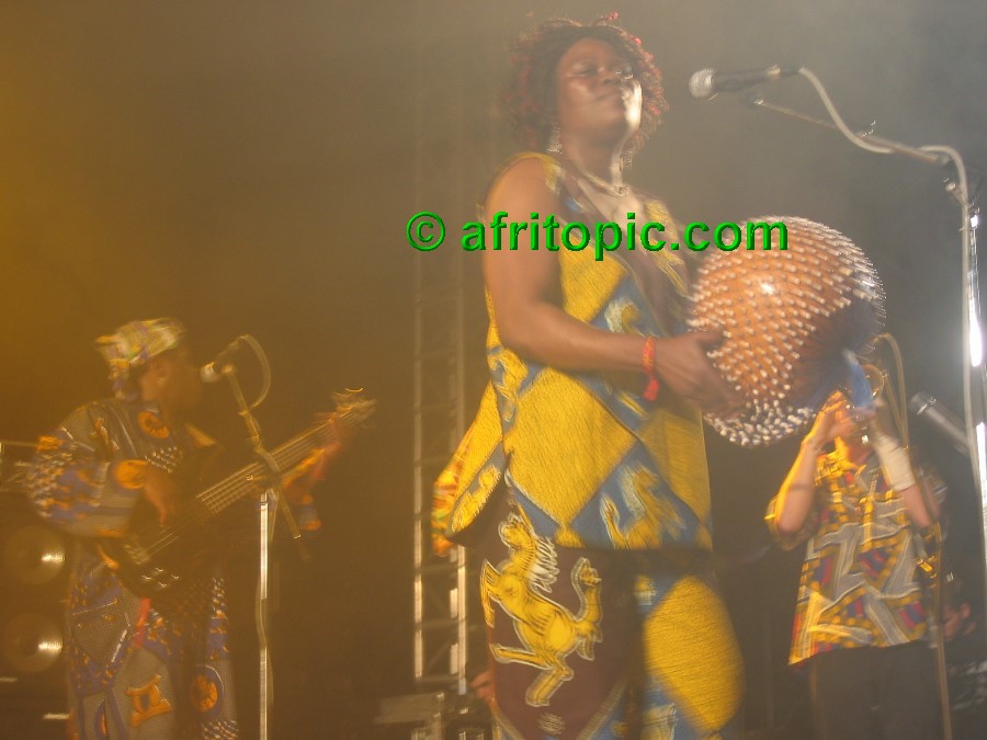 ../Images/afw2006d 541.jpg